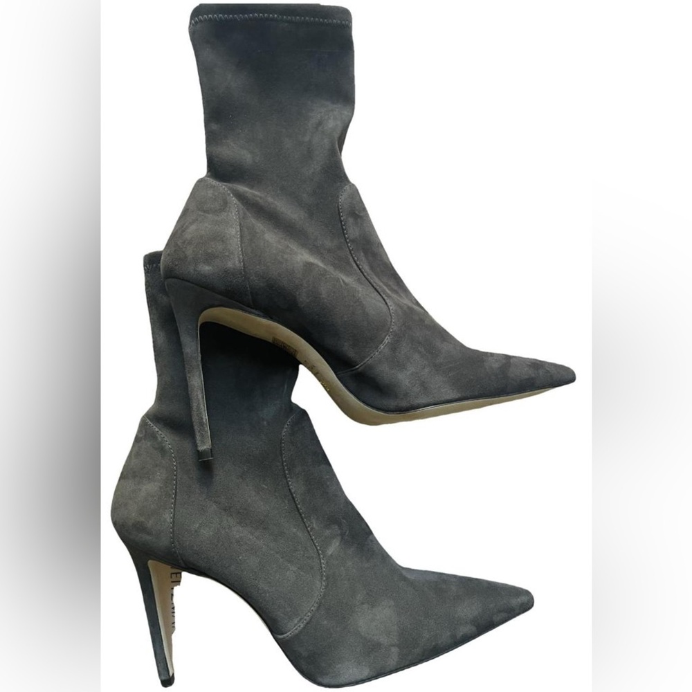 Stuart Weitzman
Stuart 100mm ankle boots